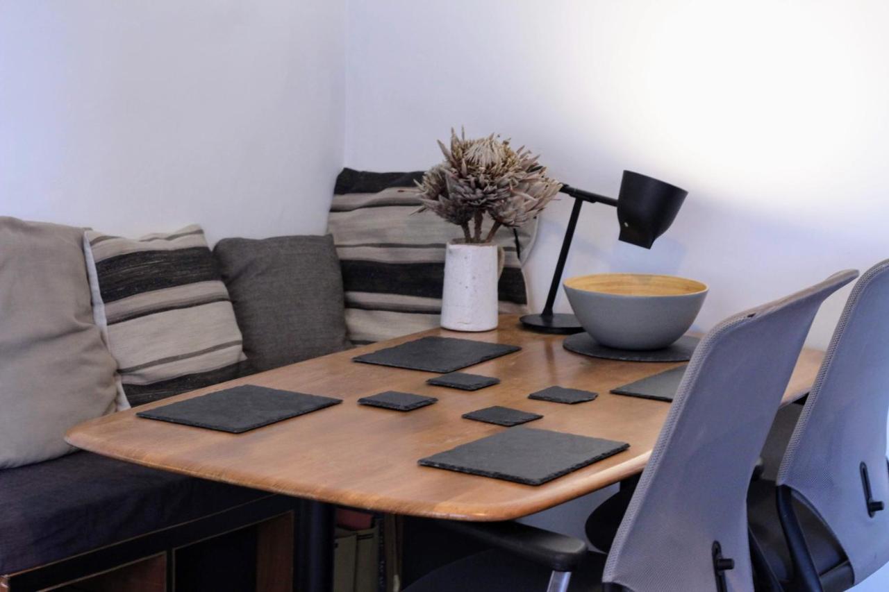 Traditional Victorian 2 Bed In Cobbled Street + Mod Cons - Full Home London Ngoại thất bức ảnh