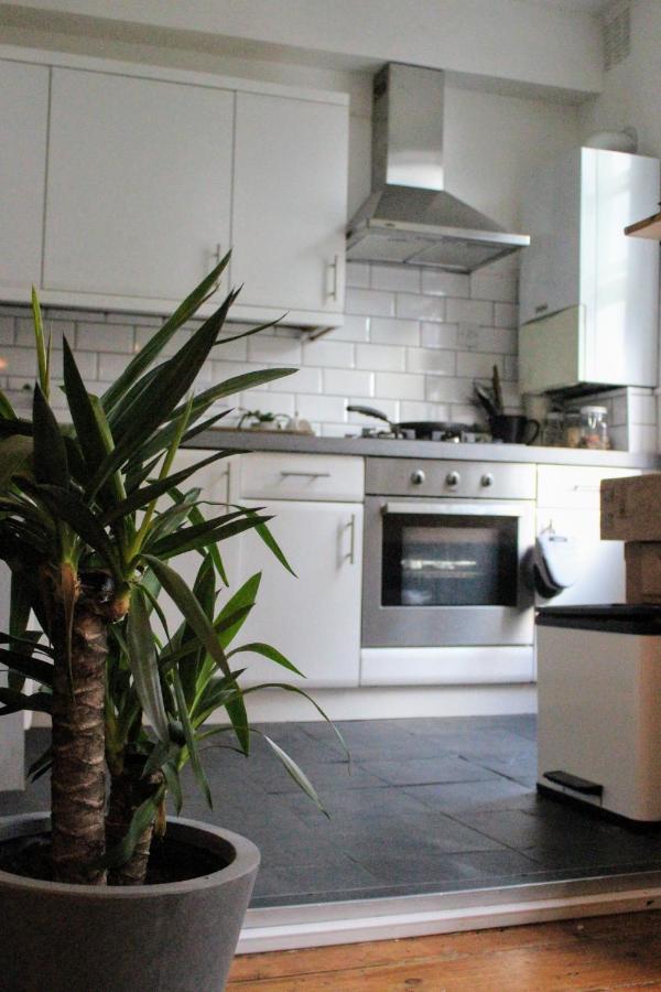 Traditional Victorian 2 Bed In Cobbled Street + Mod Cons - Full Home London Ngoại thất bức ảnh